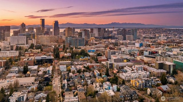 916 B 14th Avenue, Seattle, WA 98122