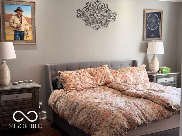 15022 Shoreway East Drive, Carmel, IN 46032