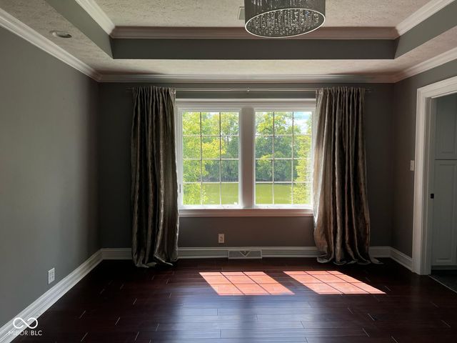 15022 Shoreway East Drive, Carmel, IN 46032