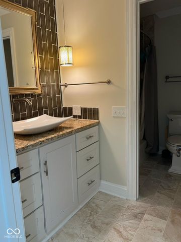 15022 Shoreway East Drive, Carmel, IN 46032