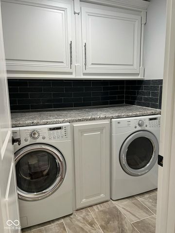 15022 Shoreway East Drive, Carmel, IN 46032