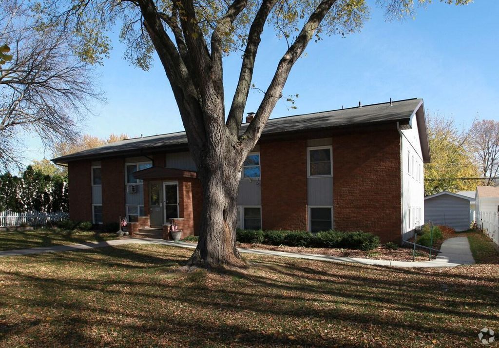 4225 Bloomington Avenue, Minneapolis, MN 55407 — exterior