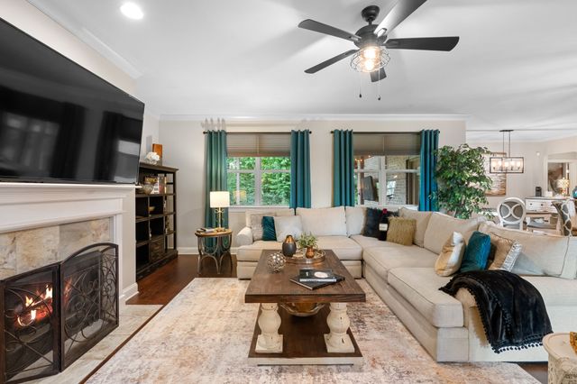 1094 Cantwell Pl, Spring Hill, TN 37174