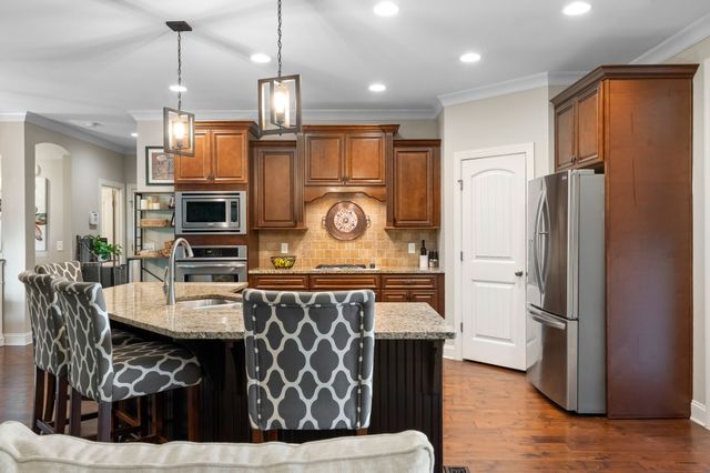 1094 Cantwell Pl, Spring Hill, TN 37174