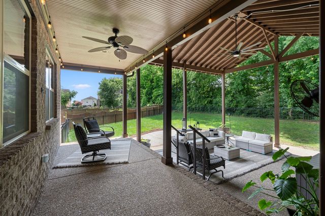1094 Cantwell Pl, Spring Hill, TN 37174