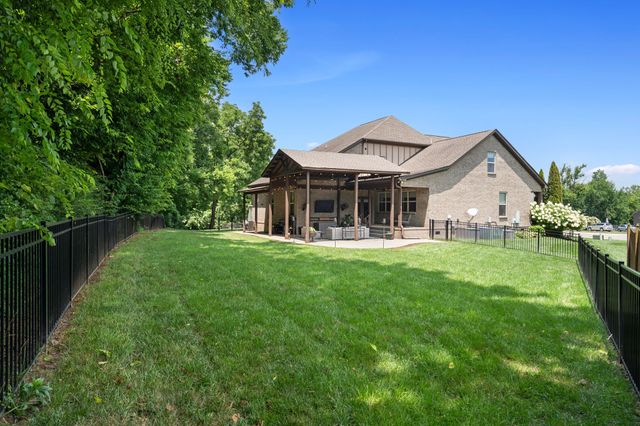 1094 Cantwell Pl, Spring Hill, TN 37174