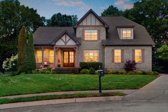 1094 Cantwell Pl, Spring Hill, TN 37174