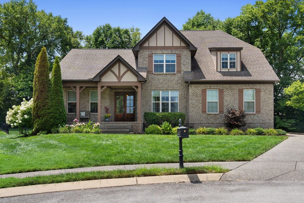 1094 Cantwell Pl, Spring Hill, TN 37174