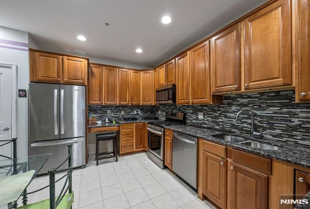 4203 Warrens Way, Wanaque, NJ 07465