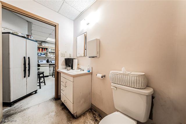 3525 Warren Road, Cleveland, OH 44111