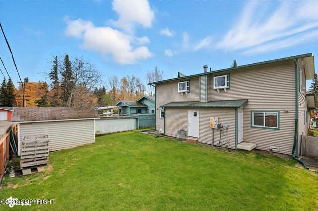2601 W 32nd Avenue, Anchorage, AK 99517