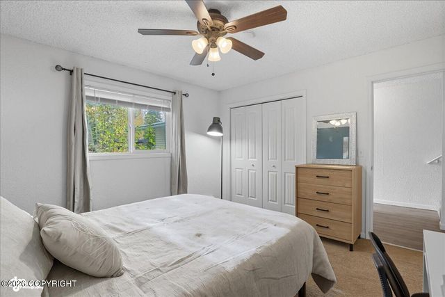 2601 W 32nd Avenue, Anchorage, AK 99517