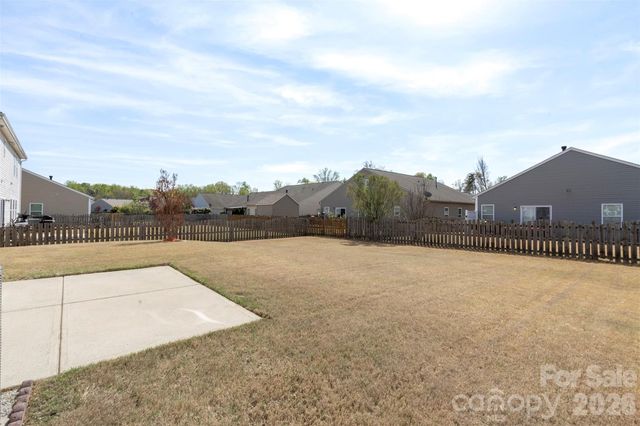 1504 Sunflower Field Place, Matthews, NC 28104