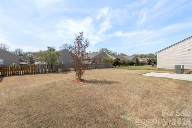 1504 Sunflower Field Place, Matthews, NC 28104