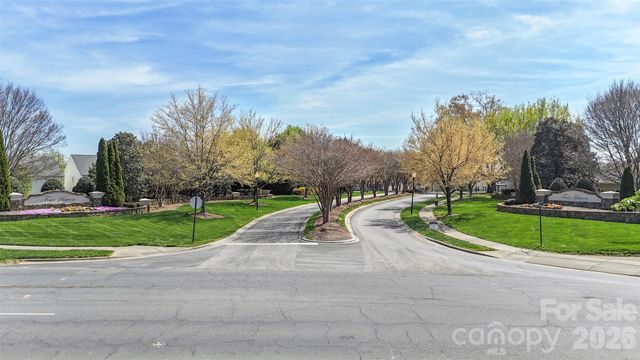 1504 Sunflower Field Place, Matthews, NC 28104