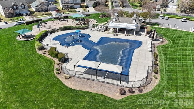 1504 Sunflower Field Place, Matthews, NC 28104