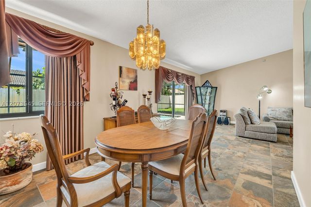 6302 NW 201st Ter, Hialeah, FL 33015