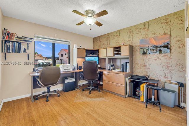 6302 NW 201st Ter, Hialeah, FL 33015