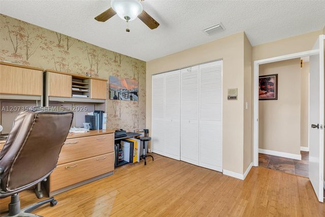 6302 NW 201st Ter, Hialeah, FL 33015