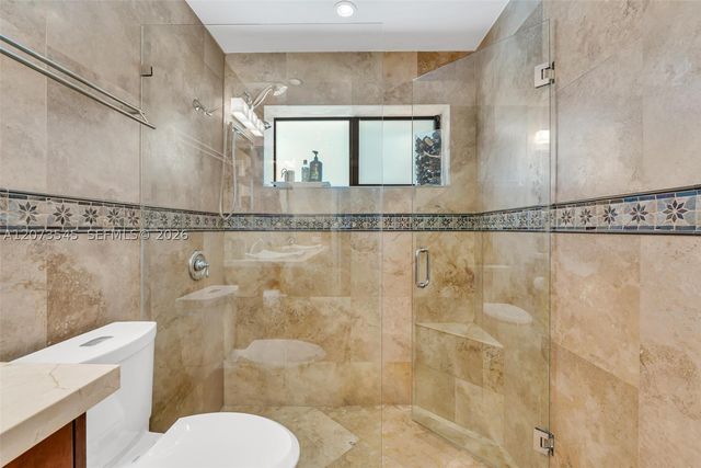 6302 NW 201st Ter, Hialeah, FL 33015