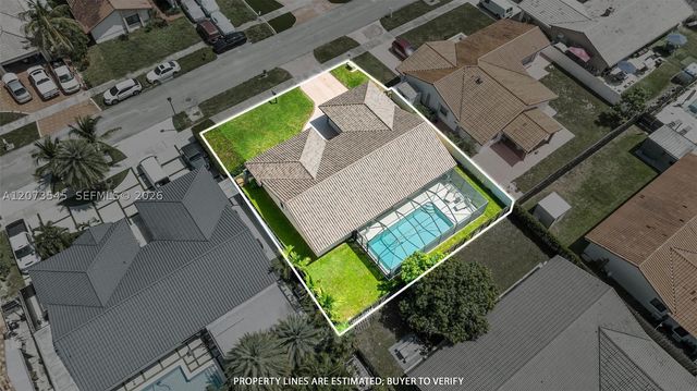 6302 NW 201st Ter, Hialeah, FL 33015