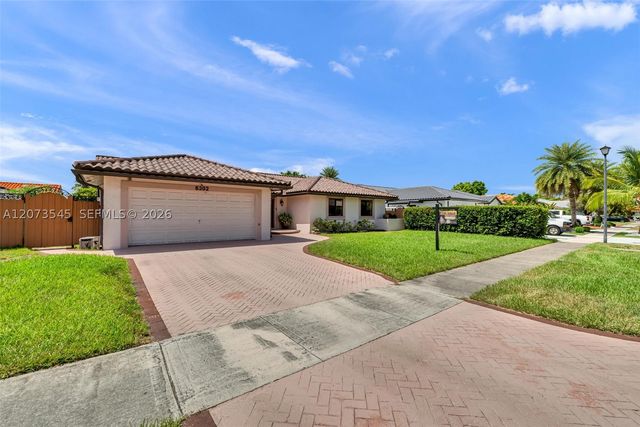 6302 NW 201st Ter, Hialeah, FL 33015