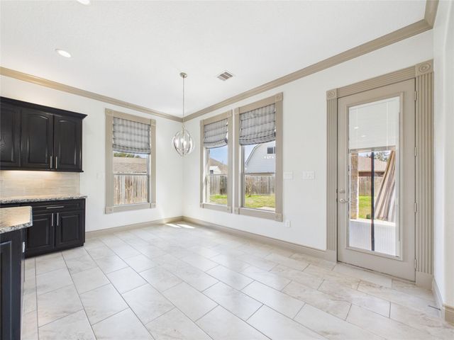 2221 Dove Haven Lane, League City, TX 77573