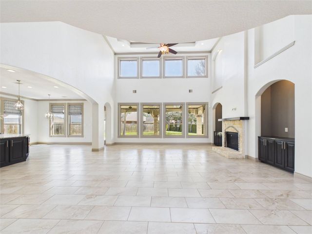 2221 Dove Haven Lane, League City, TX 77573