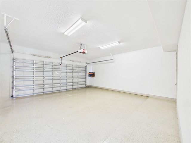 2221 Dove Haven Lane, League City, TX 77573