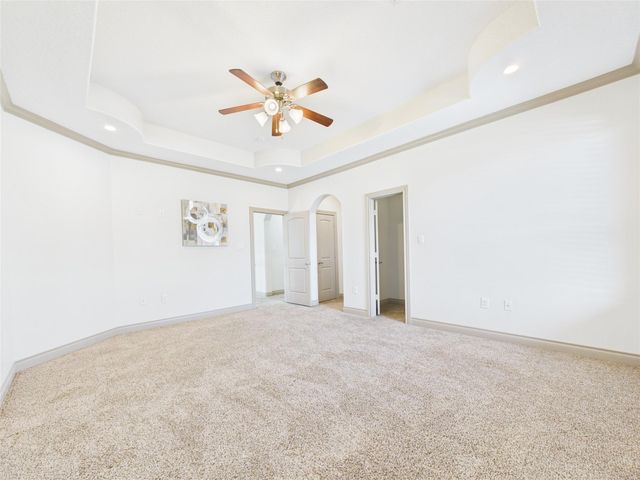 2221 Dove Haven Lane, League City, TX 77573