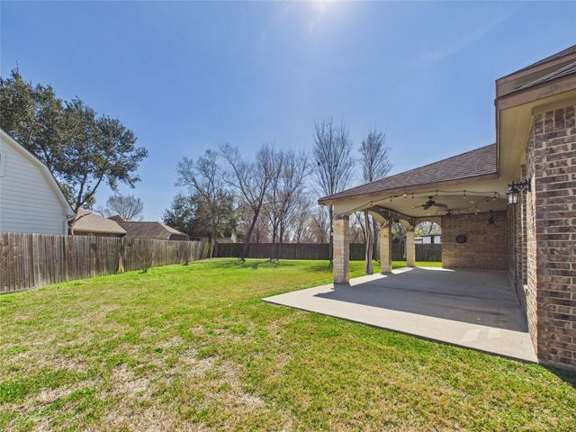 2221 Dove Haven Lane, League City, TX 77573