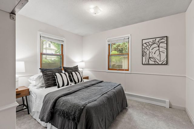 318 8th Avenue NE, Minneapolis, MN 55413