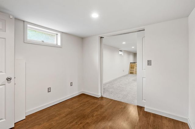 318 8th Avenue NE, Minneapolis, MN 55413