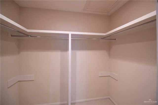 800 Sunset Drive B15, Mcallen, TX 78503