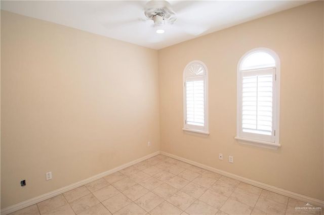 800 Sunset Drive B15, Mcallen, TX 78503