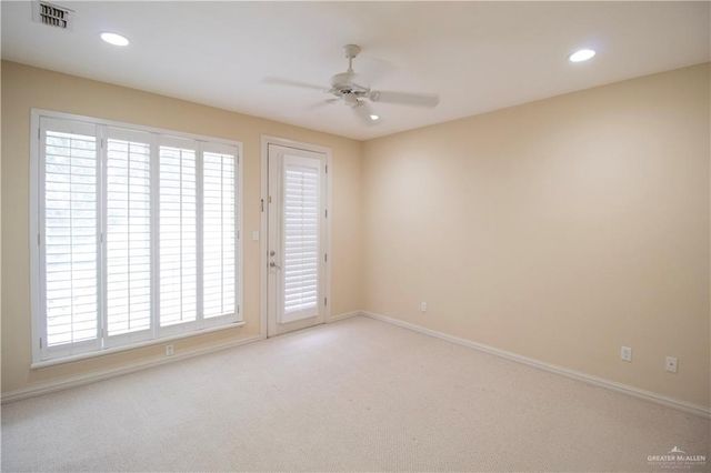 800 Sunset Drive B15, Mcallen, TX 78503