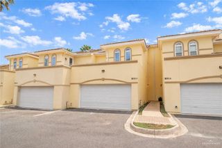 800 Sunset Drive B15, Mcallen, TX 78503