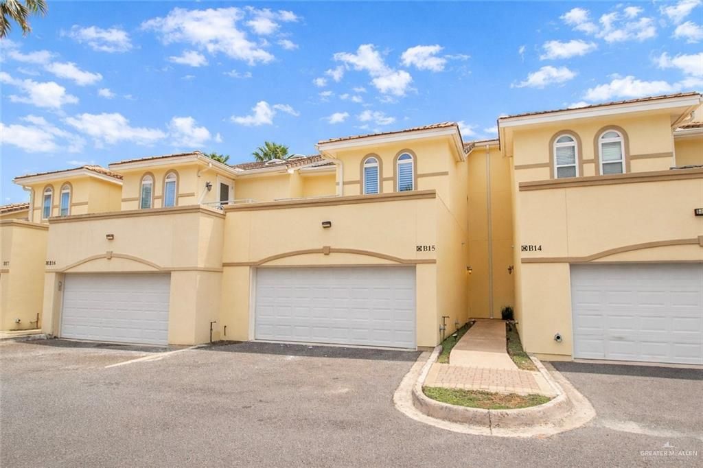 800 Sunset Drive B15, Mcallen, TX 78503