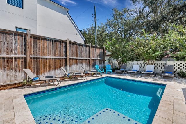 1626 Bruce Drive, St Simons Island, GA 31522