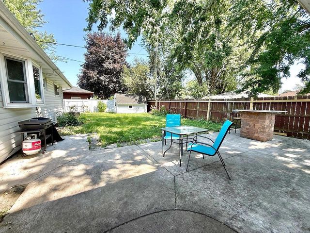 1135 W MARQUETTE STREET, Appleton, WI 54914
