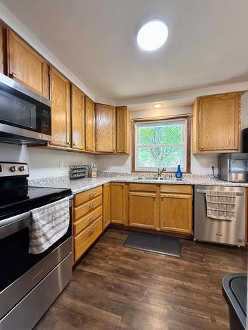 1135 W MARQUETTE STREET, Appleton, WI 54914