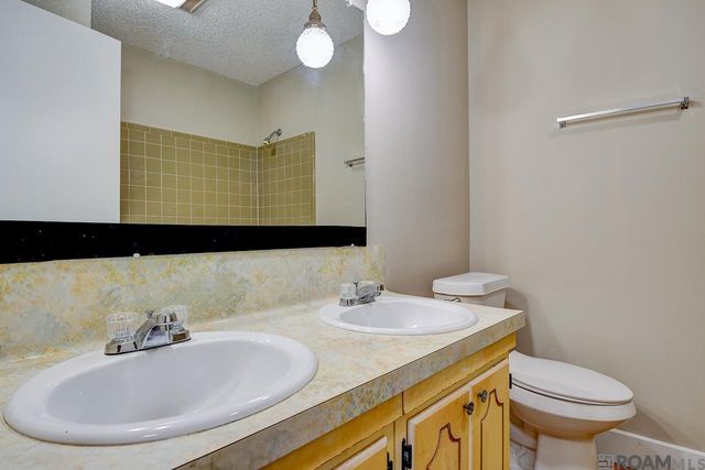 3802 Gregworth Dr, Baton Rouge, LA 70807