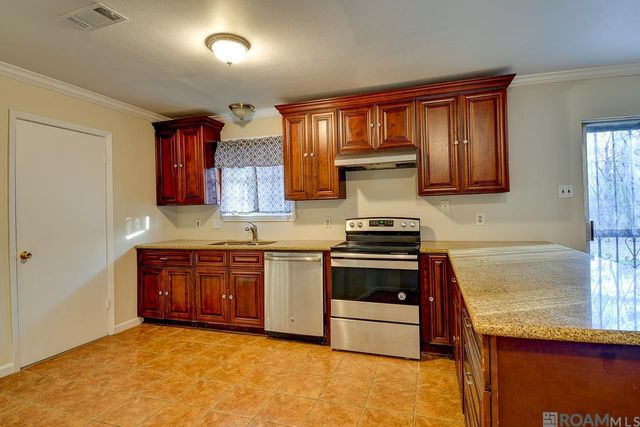 3802 Gregworth Dr, Baton Rouge, LA 70807