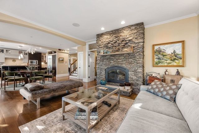 358 Rock Island Rd, Quincy, MA 02169