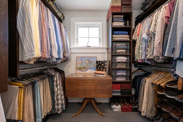 358 Rock Island Rd, Quincy, MA 02169