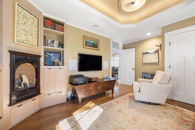 358 Rock Island Rd, Quincy, MA 02169