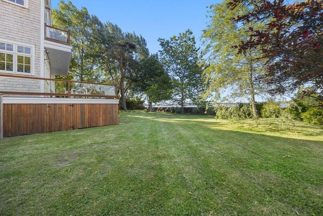 358 Rock Island Rd, Quincy, MA 02169