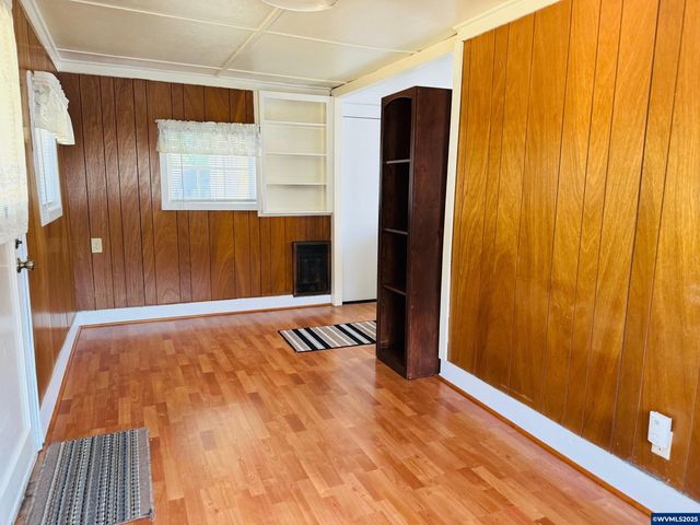 2752 Summer St SE, Salem, OR 97302