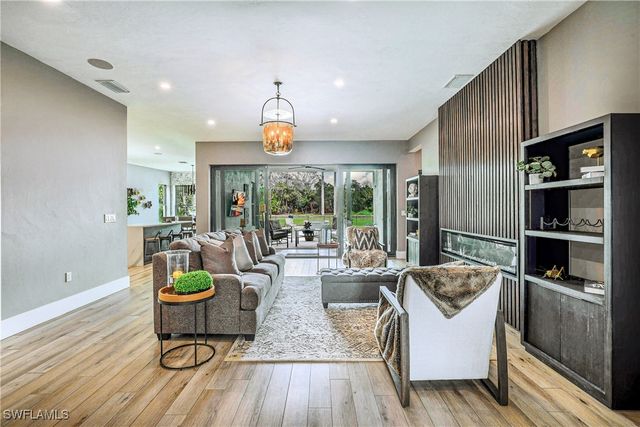 4269 15th AVE SW, Naples, FL 34116