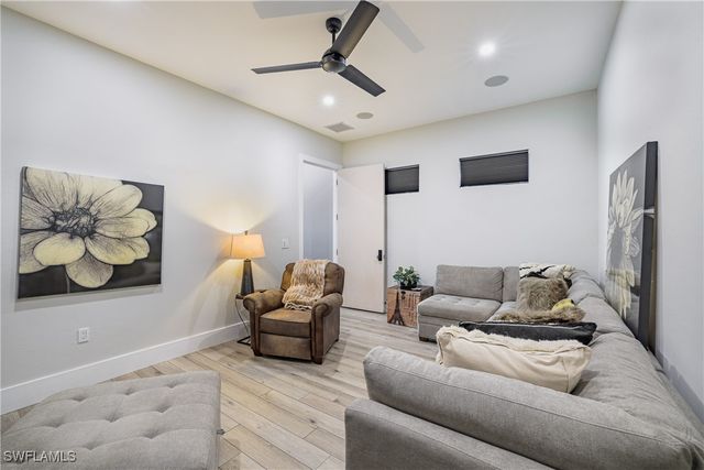 4269 15th AVE SW, Naples, FL 34116